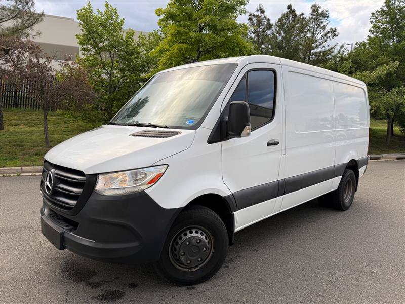 Used 2019 Mercedes-Benz Sprinter 144 Cargo image 1