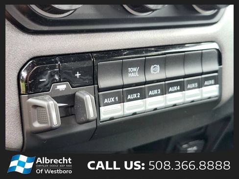 Used 2024 RAM 2500 Tradesman w/ Chrome Appearance Group AWD/4WD image 27