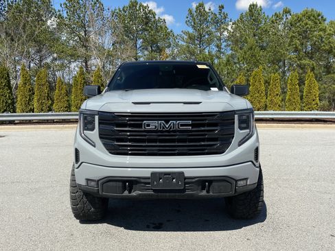 Used 2024 GMC Sierra 1500 Elevation w/ Preferred Package image 11