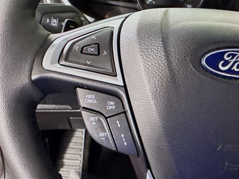 Used 2018 Ford Edge Titanium w/ Equipment Group 302A FWD image 14