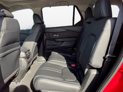 New 2026 Honda Pilot Touring image 13