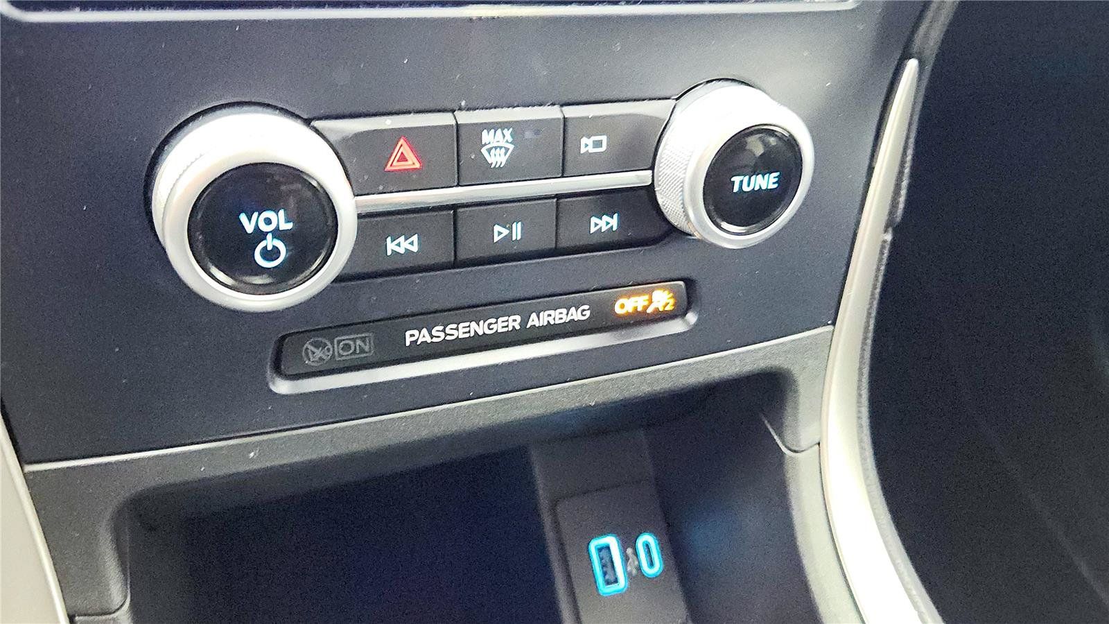 Used 2023 Ford Edge SEL w/ Convenience Package AWD/4WD image 29