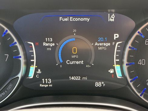 Used 2026 Chrysler Pacifica Pinnacle FWD image 33
