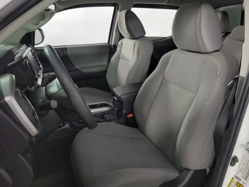 Used 2023 Toyota Tacoma SR5 RWD image 14