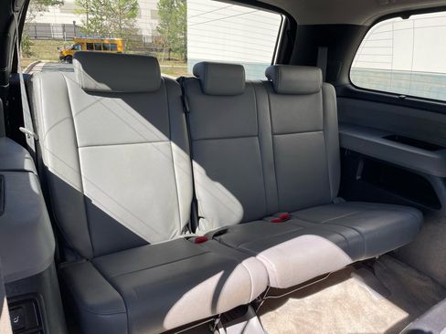 Used 2011 Toyota Sequoia Platinum image 22
