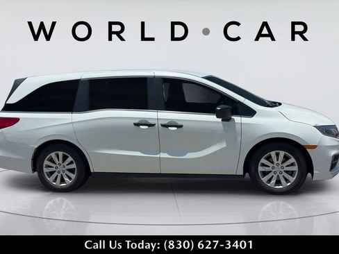 Used 2020 Honda Odyssey LX image 3