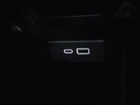 Used 2025 Chevrolet Corvette Stingray Premium Cpe w/ Z51 Performance Package image 36