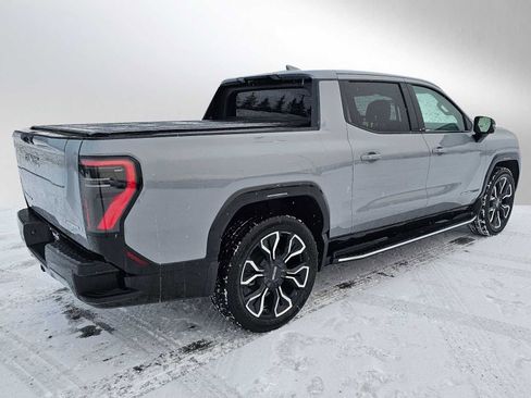 New 2024 GMC Sierra EV Denali image 7
