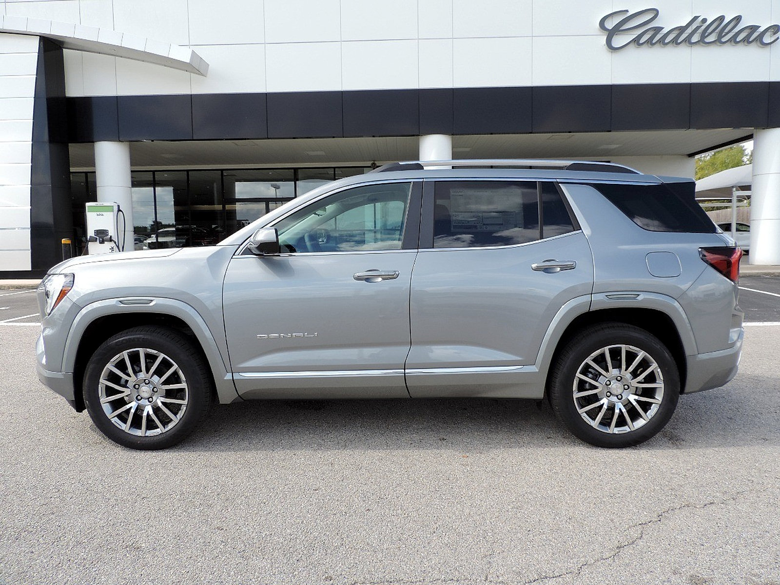 New 2027 GMC Terrain Denali AWD/4WD image 8