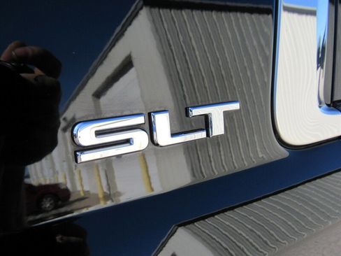 Used 2015 GMC Yukon XL SLT w/ Open Road Package image 9