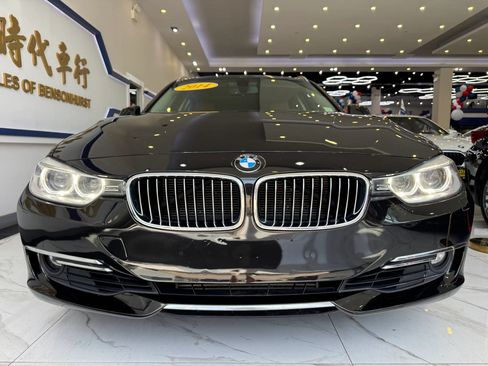 Used 2014 BMW 328i xDrive Wagon AWD/4WD image 3