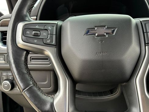 Used 2021 Chevrolet Tahoe Z71 w/ Luxury Package AWD/4WD image 25