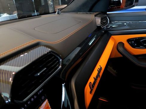 Used 2024 Lamborghini Urus S AWD/4WD image 26
