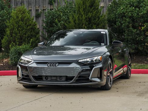 Used 2023 Audi e-tron GT Premium Plus AWD/4WD image 5