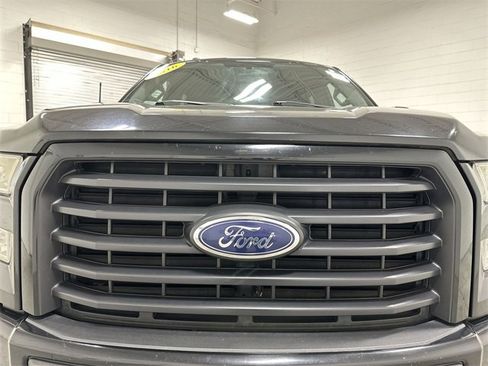 Used 2016 Ford F150 XLT w/ Equipment Group 302A Luxury image 10