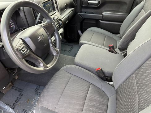 Used 2019 Chevrolet Silverado 1500 Custom Trail Boss w/ Custom Convenience Package AWD/4WD image 7