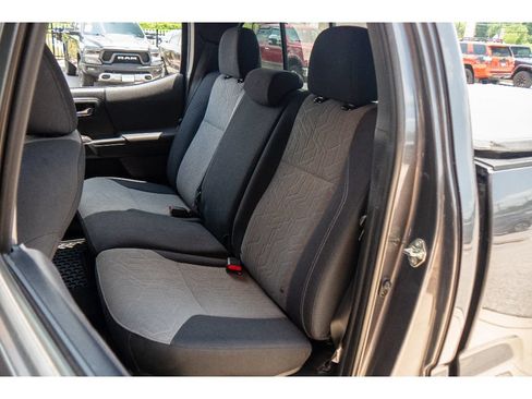 Used 2020 Toyota Tacoma 4x4 Double Cab image 19