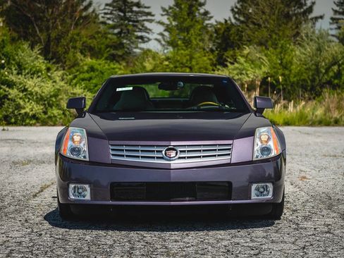 Used 2004 Cadillac XLR image 5