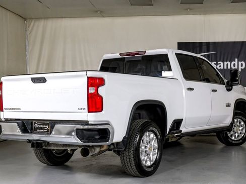 Used 2021 Chevrolet Silverado 2500 LTZ w/ LTZ Texas Edition image 8