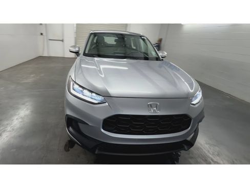 Used 2024 Honda HR-V LX image 3
