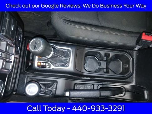 Used 2020 Jeep Wrangler Unlimited Sahara image 38