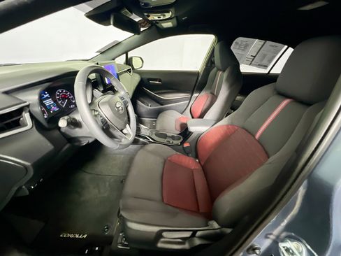 Used 2023 Toyota Corolla SE image 13