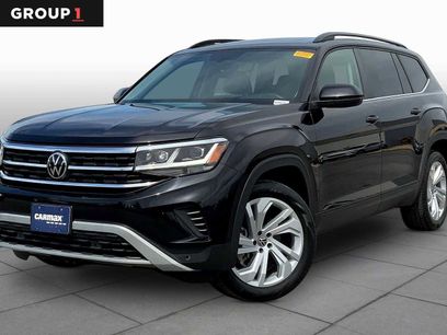 Used 2021 Volkswagen Atlas SE w/ Panoramic Sunroof Package