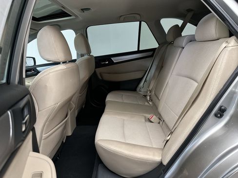 Used 2015 Subaru Outback 2.5i Premium image 22