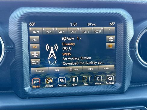 Used 2022 Jeep Wrangler Unlimited Rubicon 4xe image 16