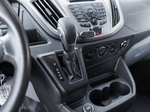 Used 2017 Ford Transit 150 XLT image 33