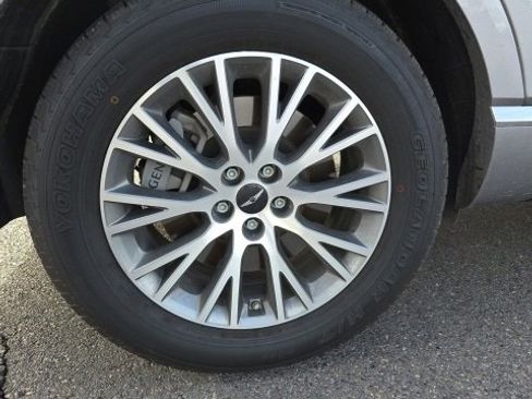 Used 2025 Genesis GV80 2.5T Standard image 25