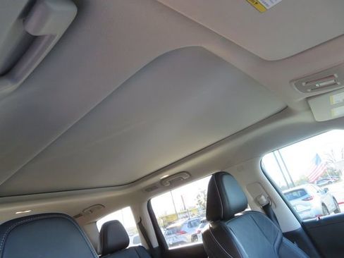 Used 2025 INFINITI QX80 Luxe image 15