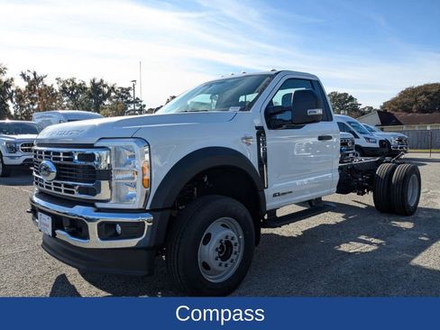 New 2025 Ford F600 4x4 Regular Cab Super Duty w/ XL Chrome Package image 8