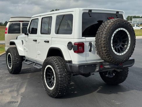 Used 2024 Jeep Wrangler Unlimited Sahara w/ Safety Group AWD/4WD image 8