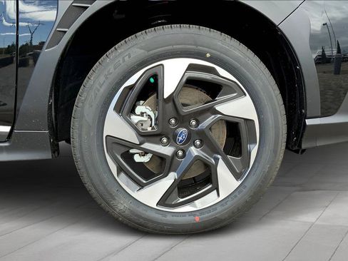 New 2026 Subaru Crosstrek 2.5i Limited w/ Crosstrek Mirror Package image 12