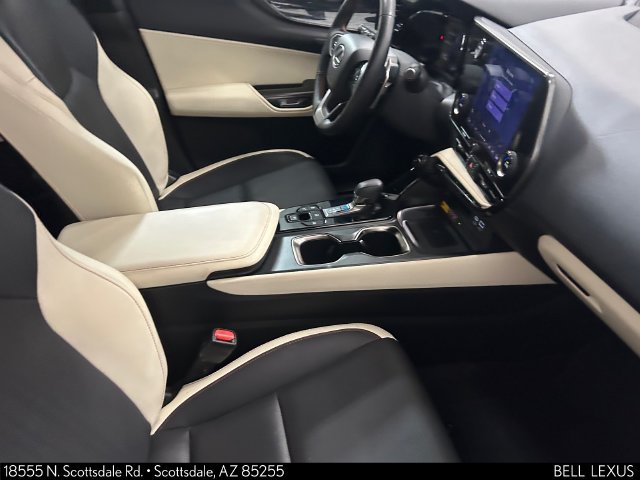 Used 2024 Lexus NX 350h AWD image 12
