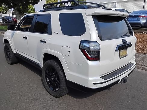 Used 2019 Toyota 4Runner Limited AWD/4WD image 3