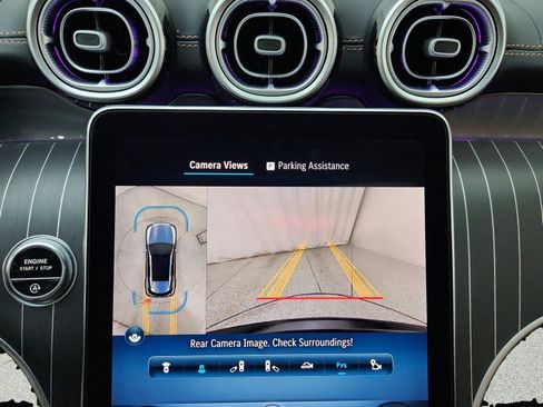 Used 2023 Mercedes-Benz GLC 300 4MATIC image 34
