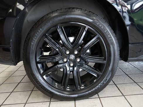 Used 2020 Ford Edge ST-Line w/ Cold Weather Package image 56