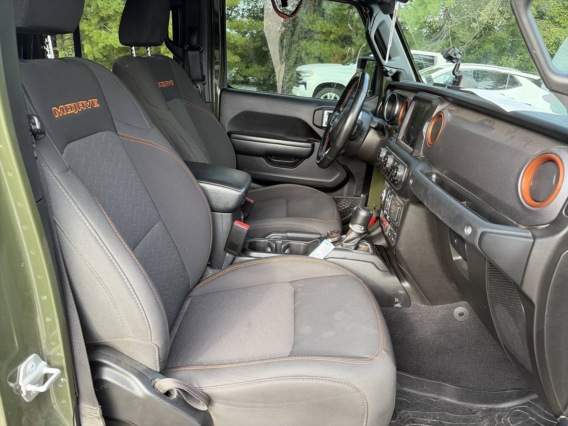 Used 2021 Jeep Gladiator Mojave AWD/4WD image 30