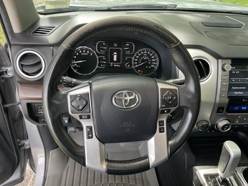 Used 2020 Toyota Tundra Limited w/ Limited Premium Package AWD/4WD image 17
