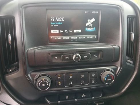 Used 2018 Chevrolet Silverado 1500 Custom w/ Custom Value Package AWD/4WD image 10