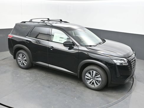 New 2026 Nissan Pathfinder SL FWD image 31