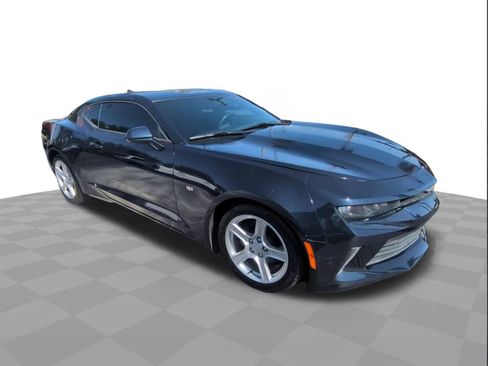 Certified 2016 Chevrolet Camaro LT image 2