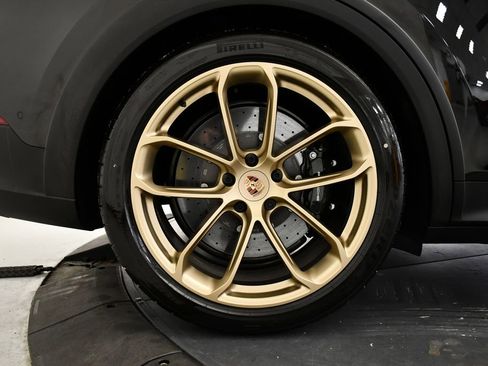 New 2026 Porsche Cayenne Turbo GT AWD/4WD image 17