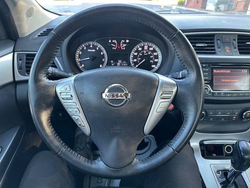 Used 2015 Nissan Sentra SR FWD image 18