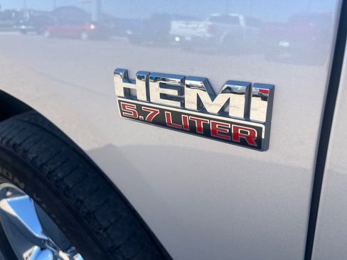 Used 2017 RAM 1500 Big Horn RWD image 24