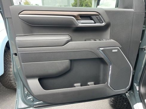 New 2025 Chevrolet Silverado 1500 LT Trail Boss w/ Convenience Package II image 16