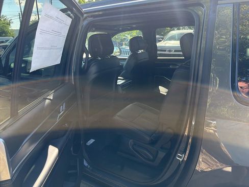 New 2026 Jeep Grand Wagoneer L Limited AWD/4WD image 10