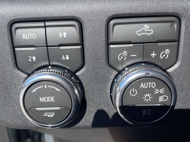 New 2026 GMC Sierra 1500 Elevation w/ X31 Off-Road Package AWD/4WD image 18